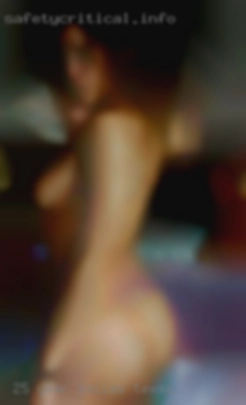 25 year Dallas, Texas old squirting thic milf.