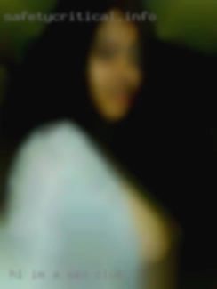 Hi im a relaxed sex club guy looking for nsa.